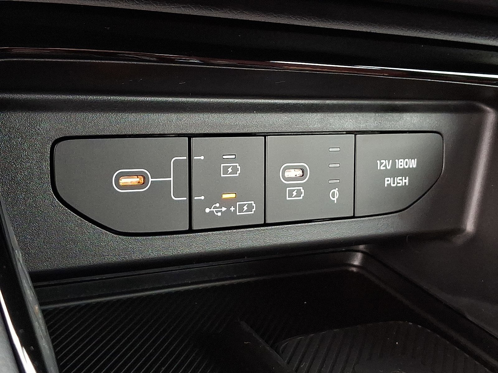 2026 Kia K5 GT-Line photo 12