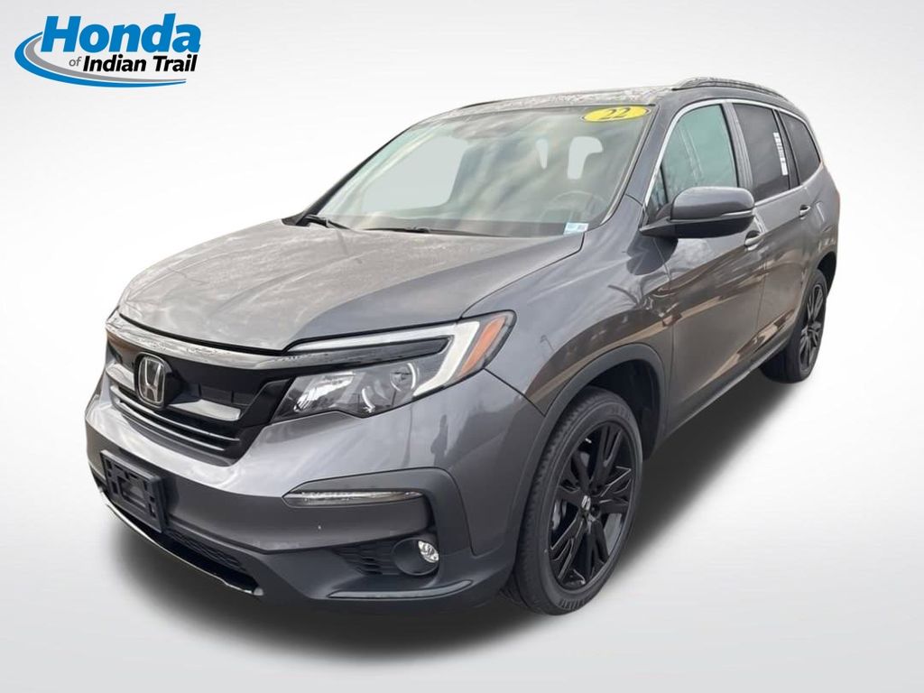 2022 Honda Pilot SE's photo