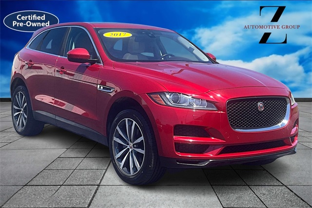 2017 Jaguar F-PACE Prestige photo 11