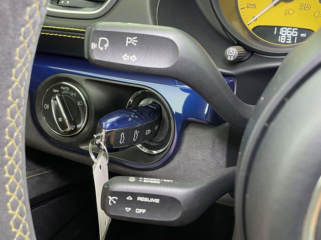 2021 Porsche Boxster Spyder photo 30