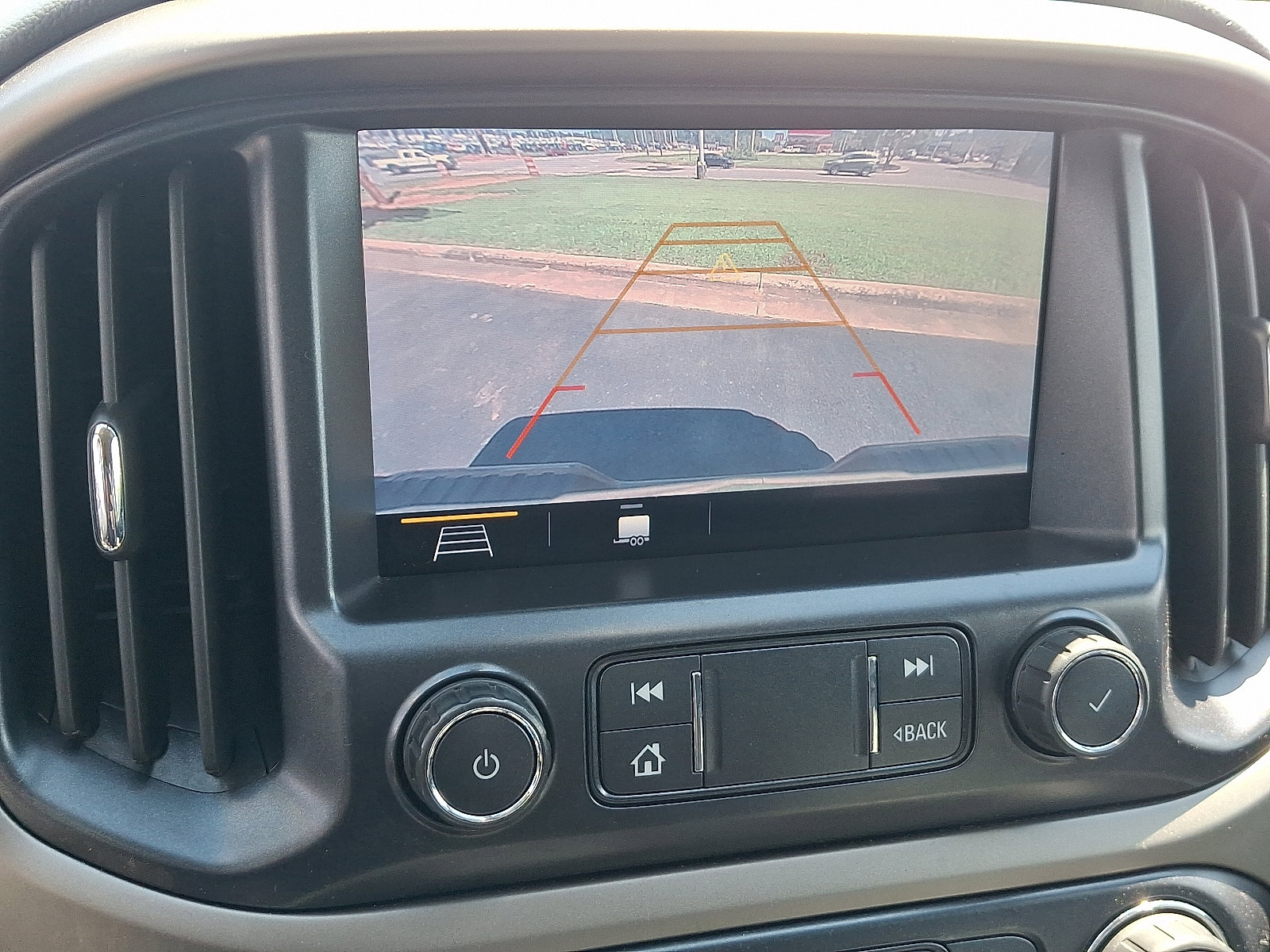 2019 Chevrolet Colorado Z71 photo 18