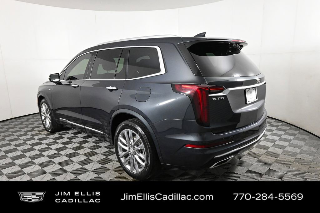 2021 Cadillac XT6 Premium Luxury photo 3