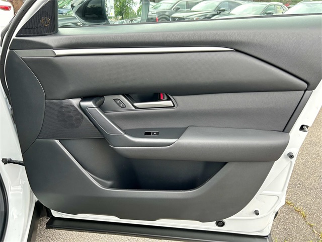 2025 Mazda CX-50 Preferred photo 14