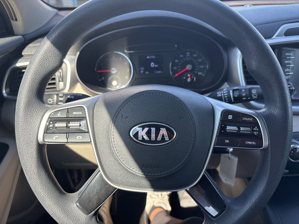 2020 Kia Sorento LX S photo 32