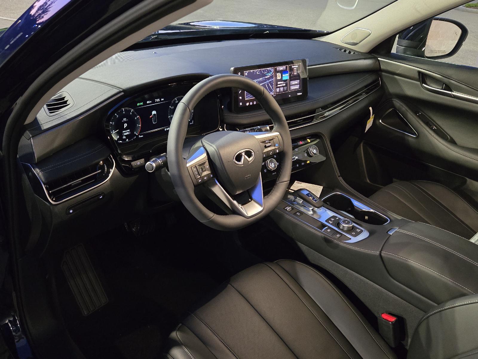 2026 Infiniti QX60 Luxe photo 5