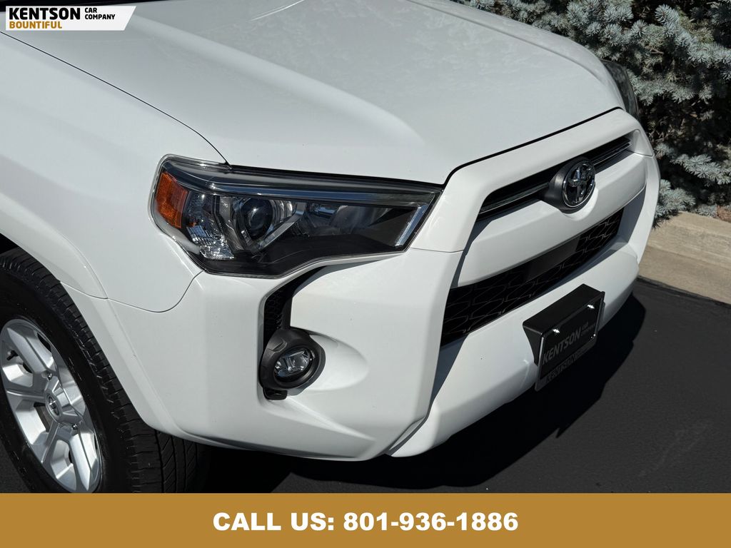 2024 Toyota 4Runner SR5 Premium photo 14
