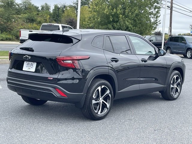 2025 Chevrolet Trax photo 6