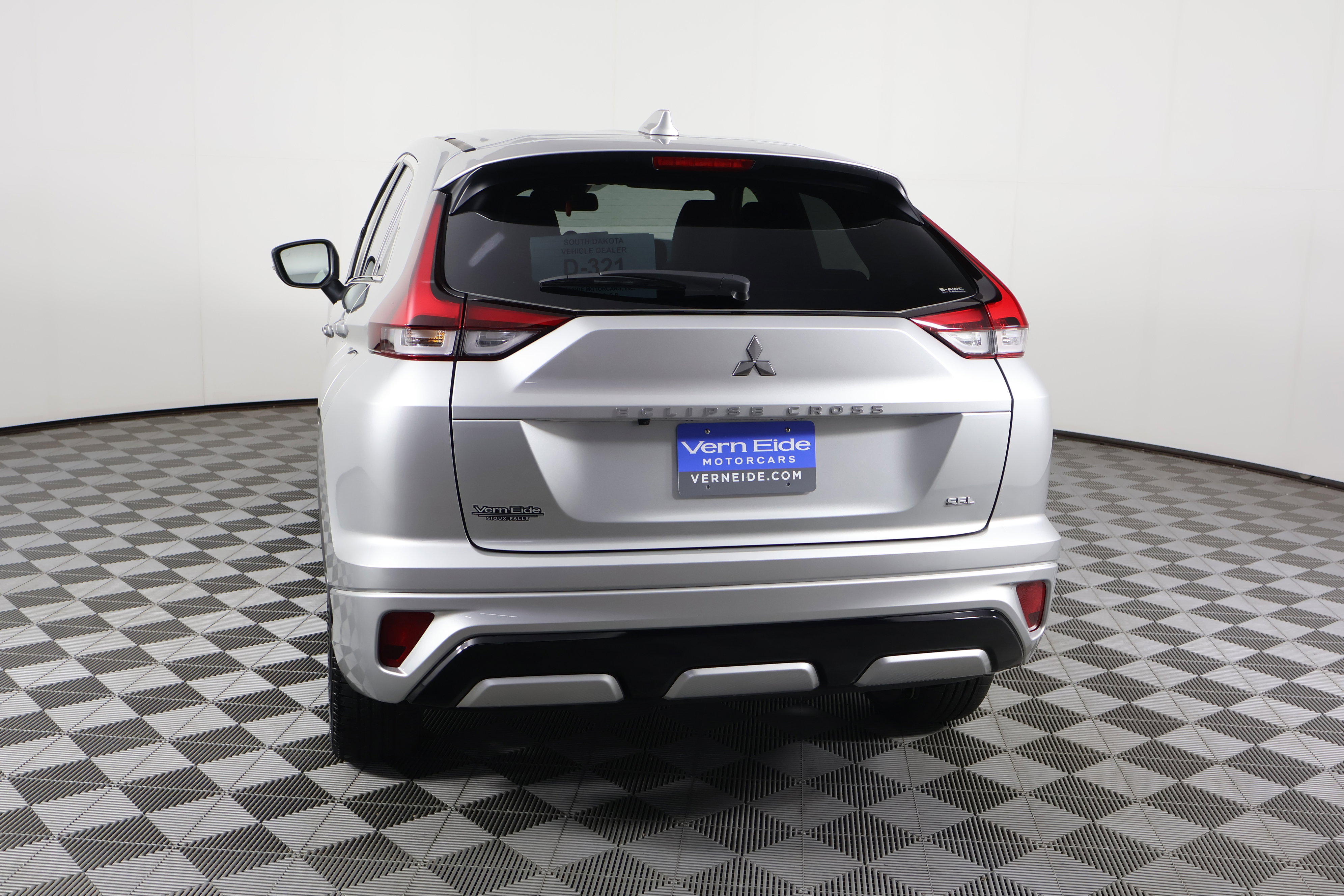 2025 Mitsubishi Eclipse Cross SEL photo 7