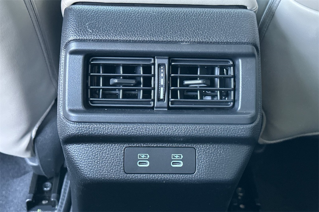 2025 Honda Accord Hybrid EX-L photo 12