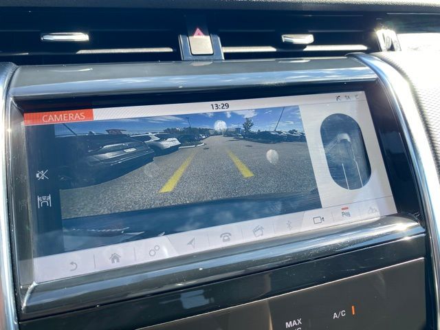2020 Land Rover Discovery Sport SE R-Dynamic photo 18