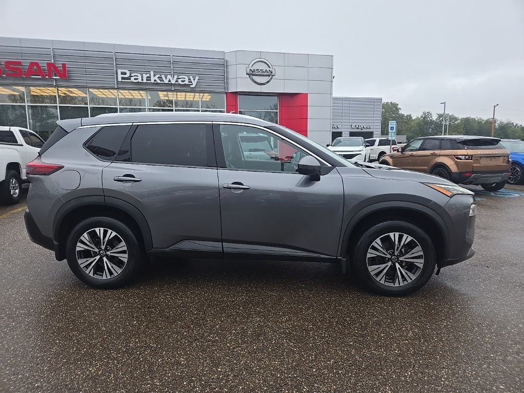 2021 Nissan Rogue SV photo 6
