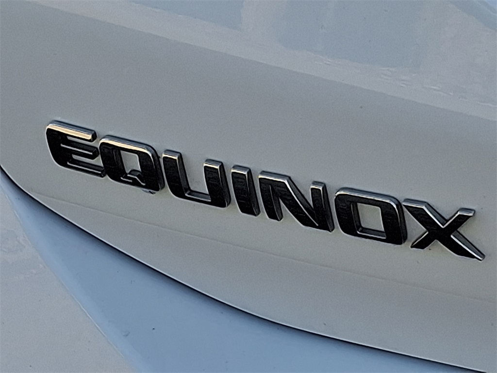 2021 Chevrolet Equinox LT photo 28