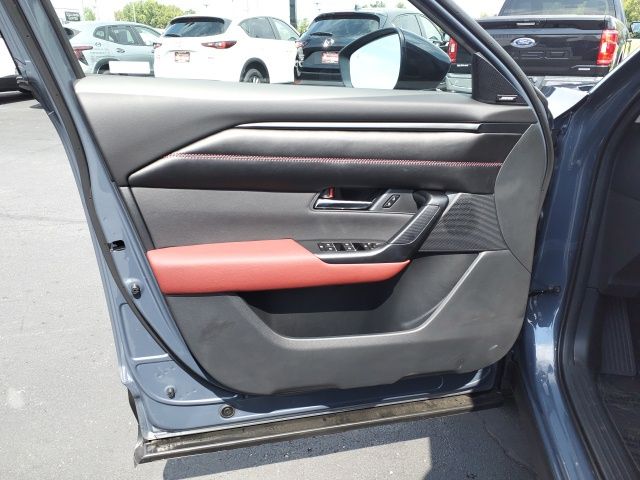 2025 Mazda CX-50 Premium Plus photo 8