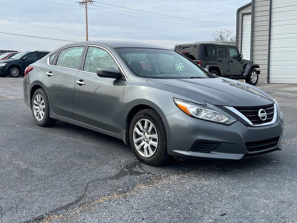 2018 Nissan Altima 2.5 S photo 2