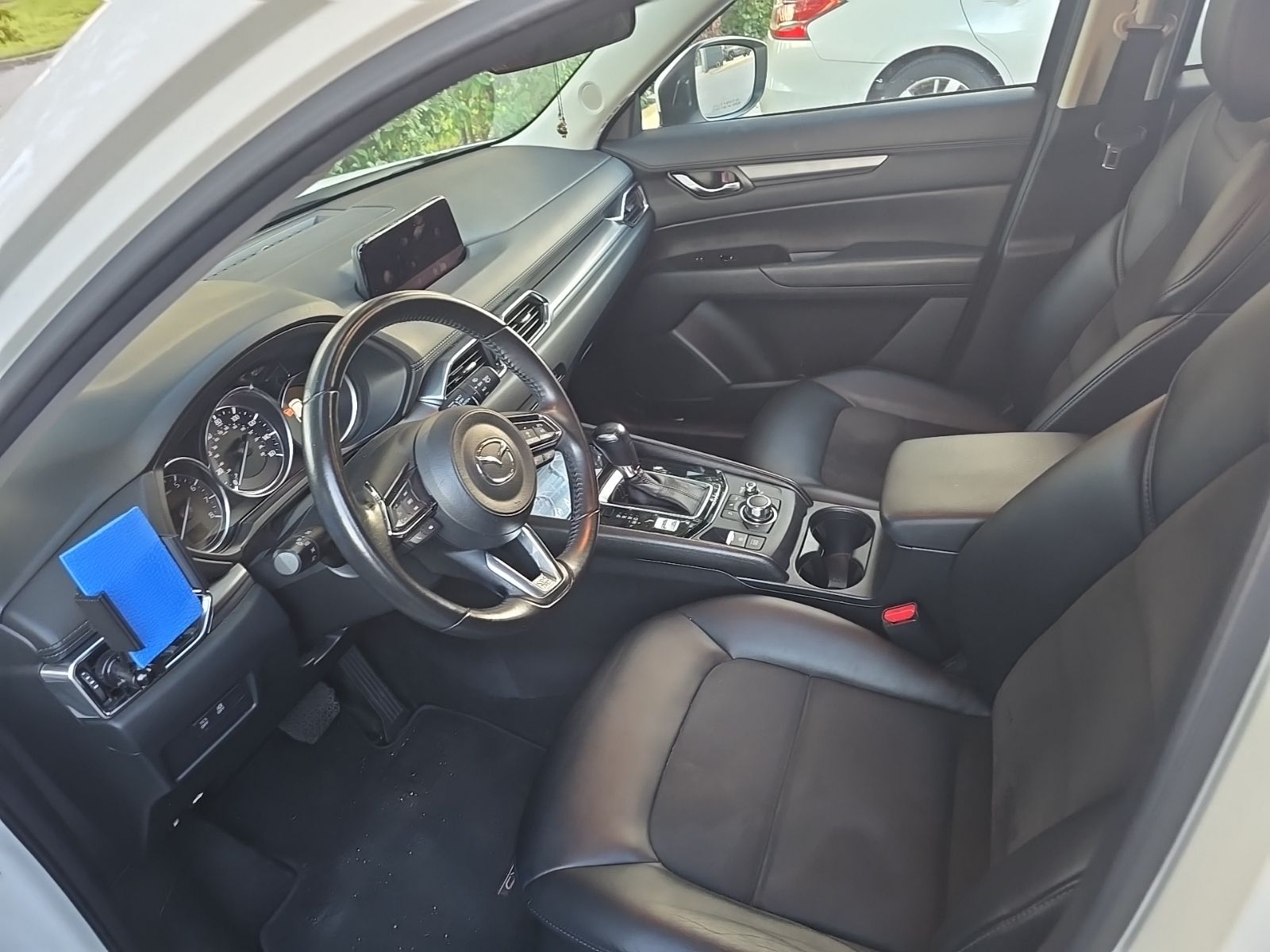 2018 Mazda CX-5 Touring photo 3