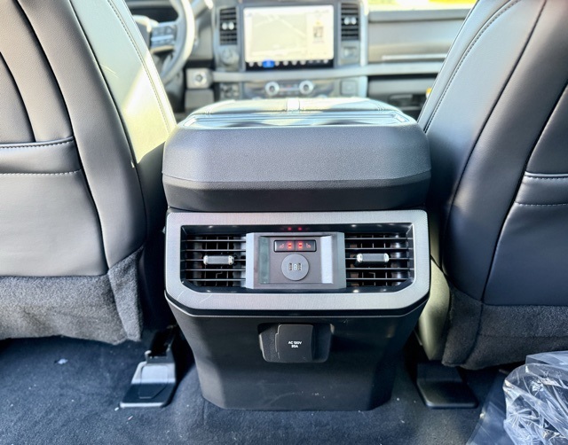 2026 Ford F-350 Platinum photo 29