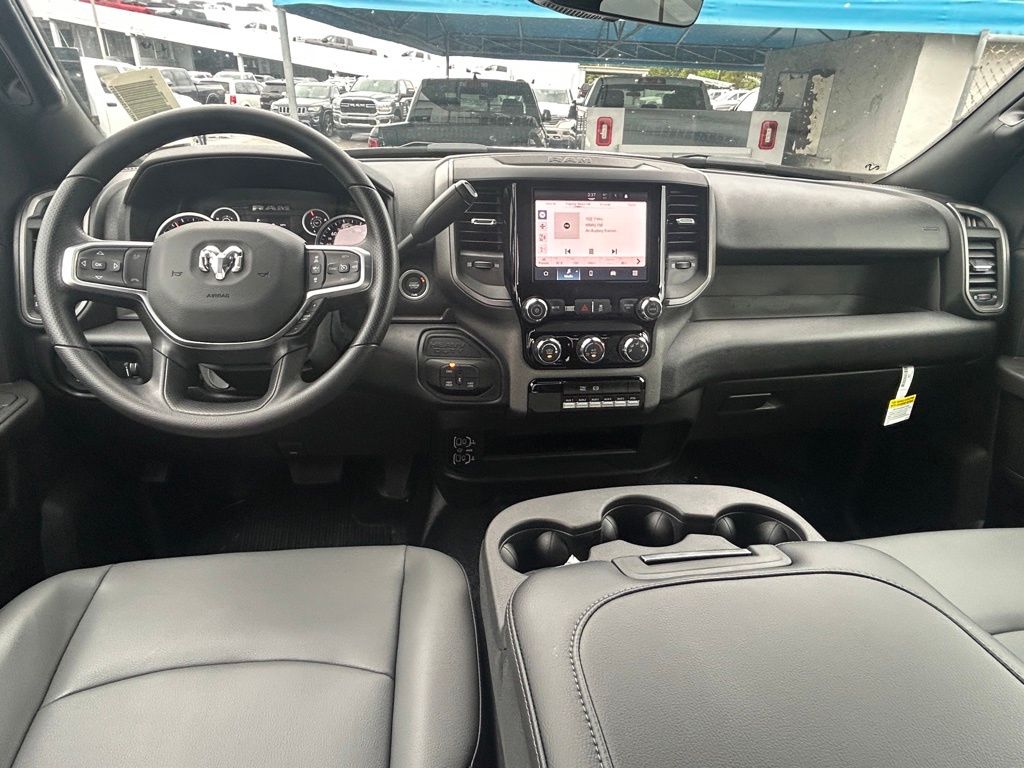 2025 Ram 3500 Tradesman photo 10