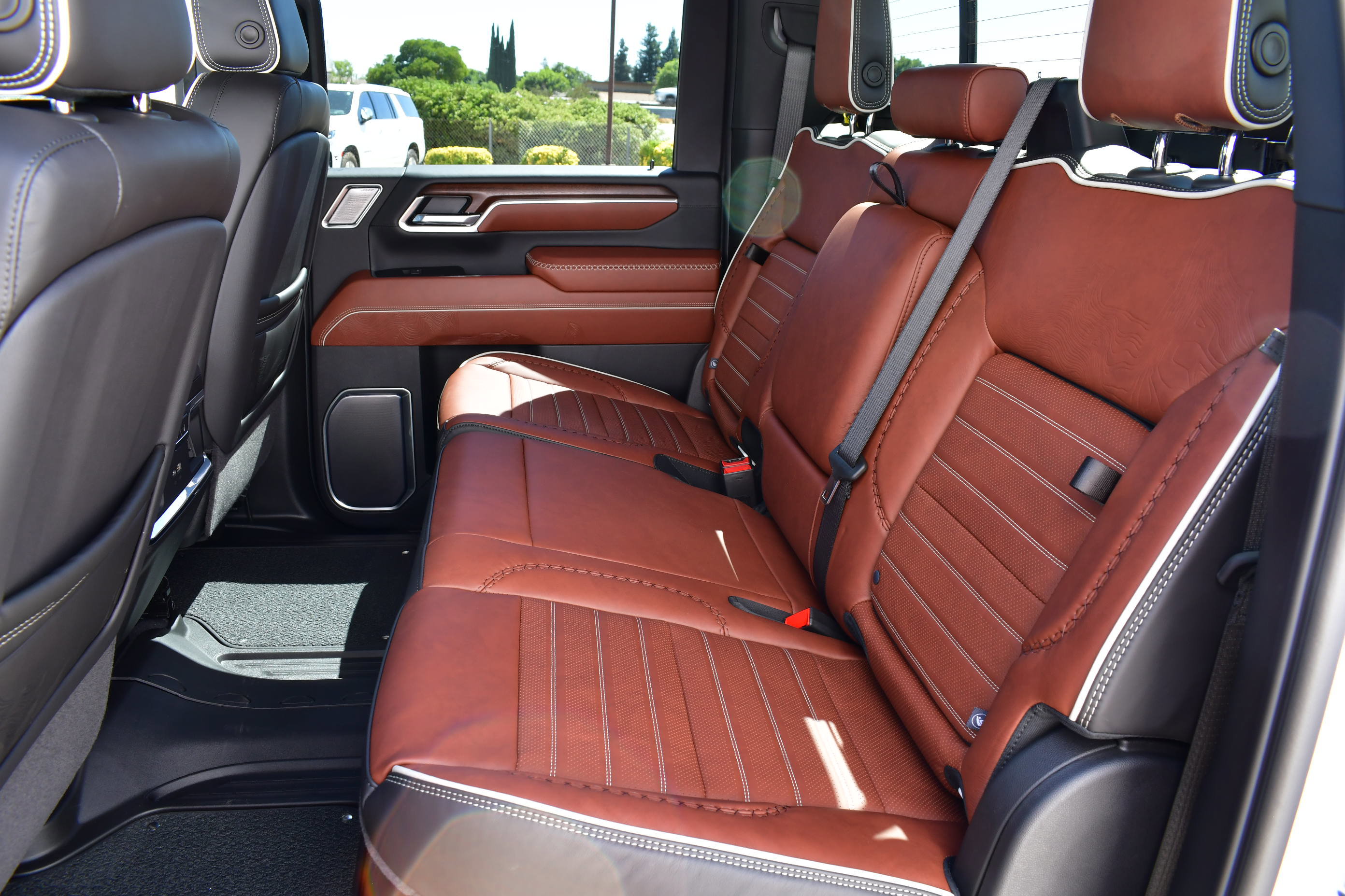 2025 Gmc Sierra 2500 HD Denali Ultimate photo 24
