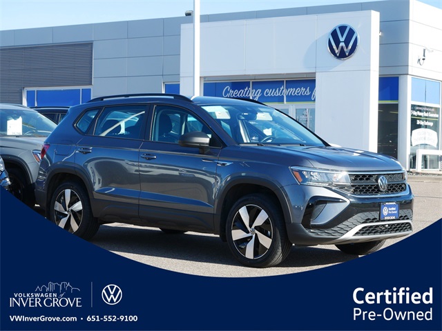 2023 Volkswagen Taos S's photo