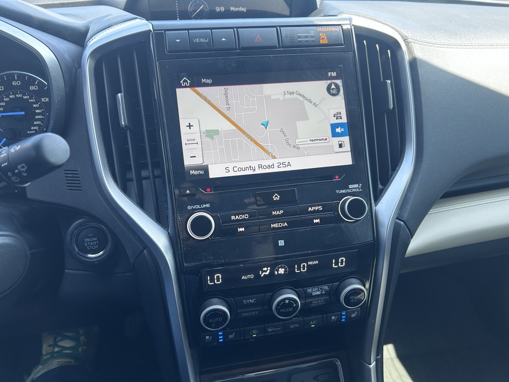 2022 Subaru Ascent Touring photo 12