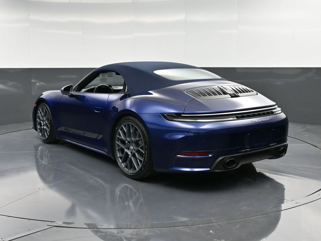 2025 Porsche 911 T photo 2