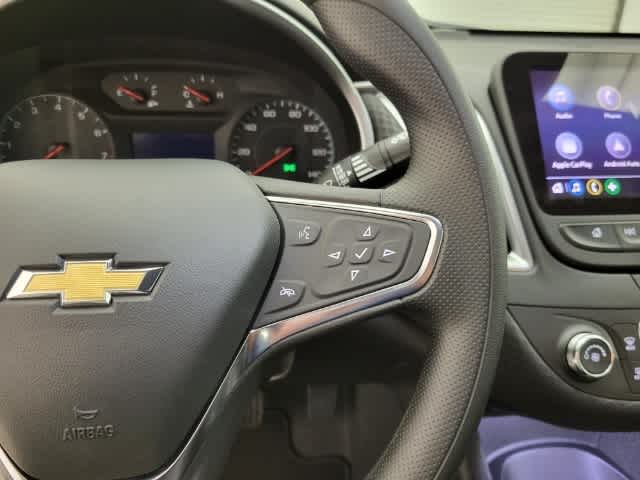 2025 Chevrolet Malibu LS photo 2
