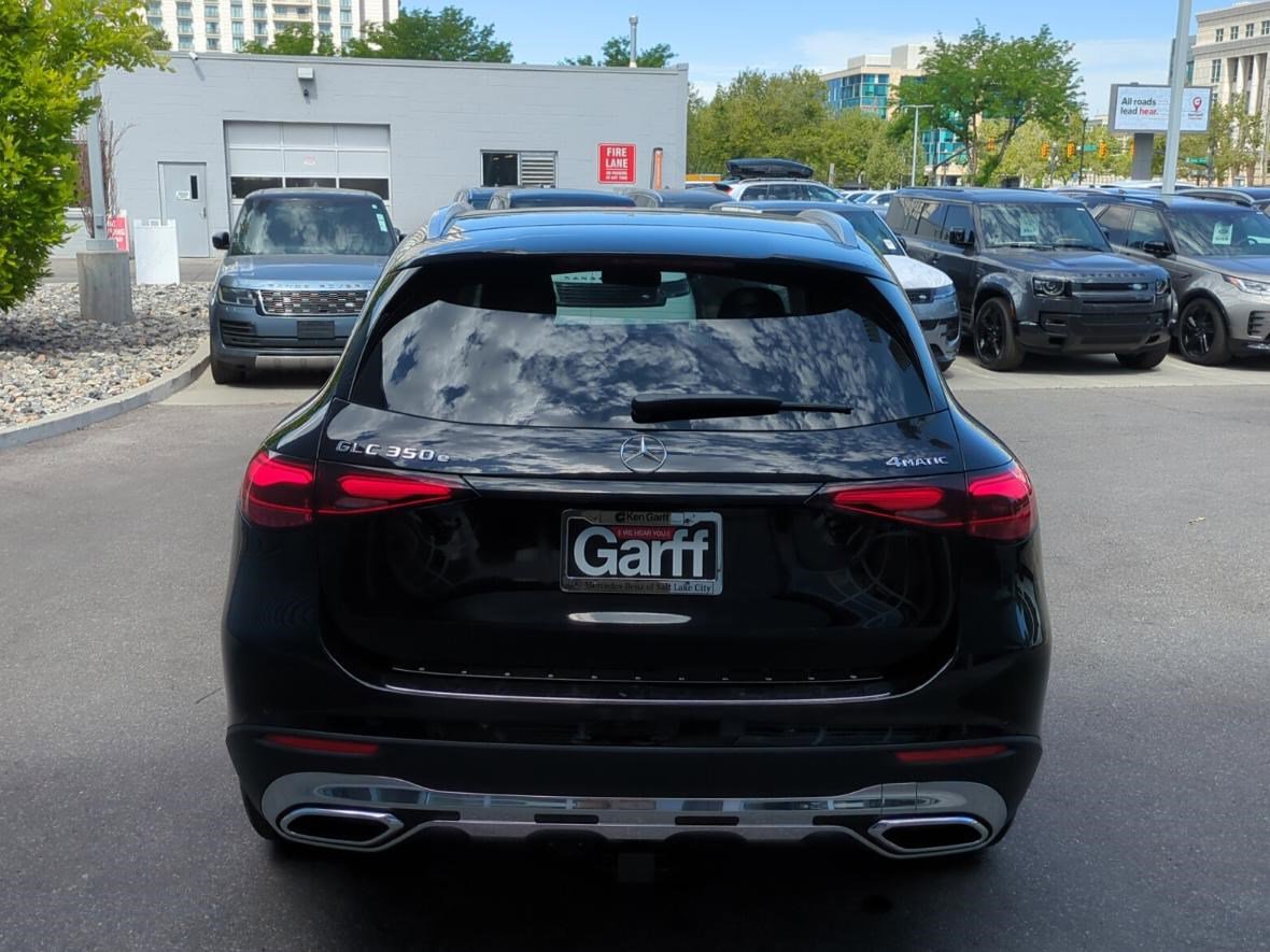 2025 Mercedes Benz GLC 350e 4MATIC photo 4