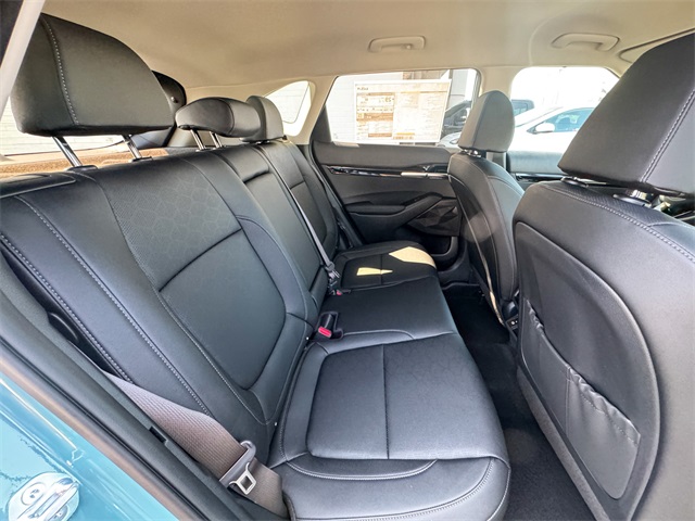 2026 Kia Seltos EX photo 17
