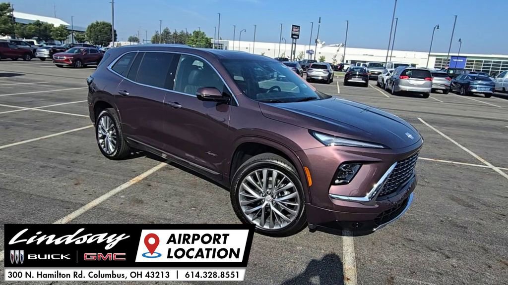 2026 Buick Enclave Avenir photo 2