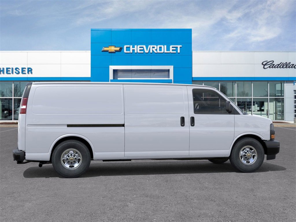 2025 Chevrolet Express Cargo 2500 photo 3