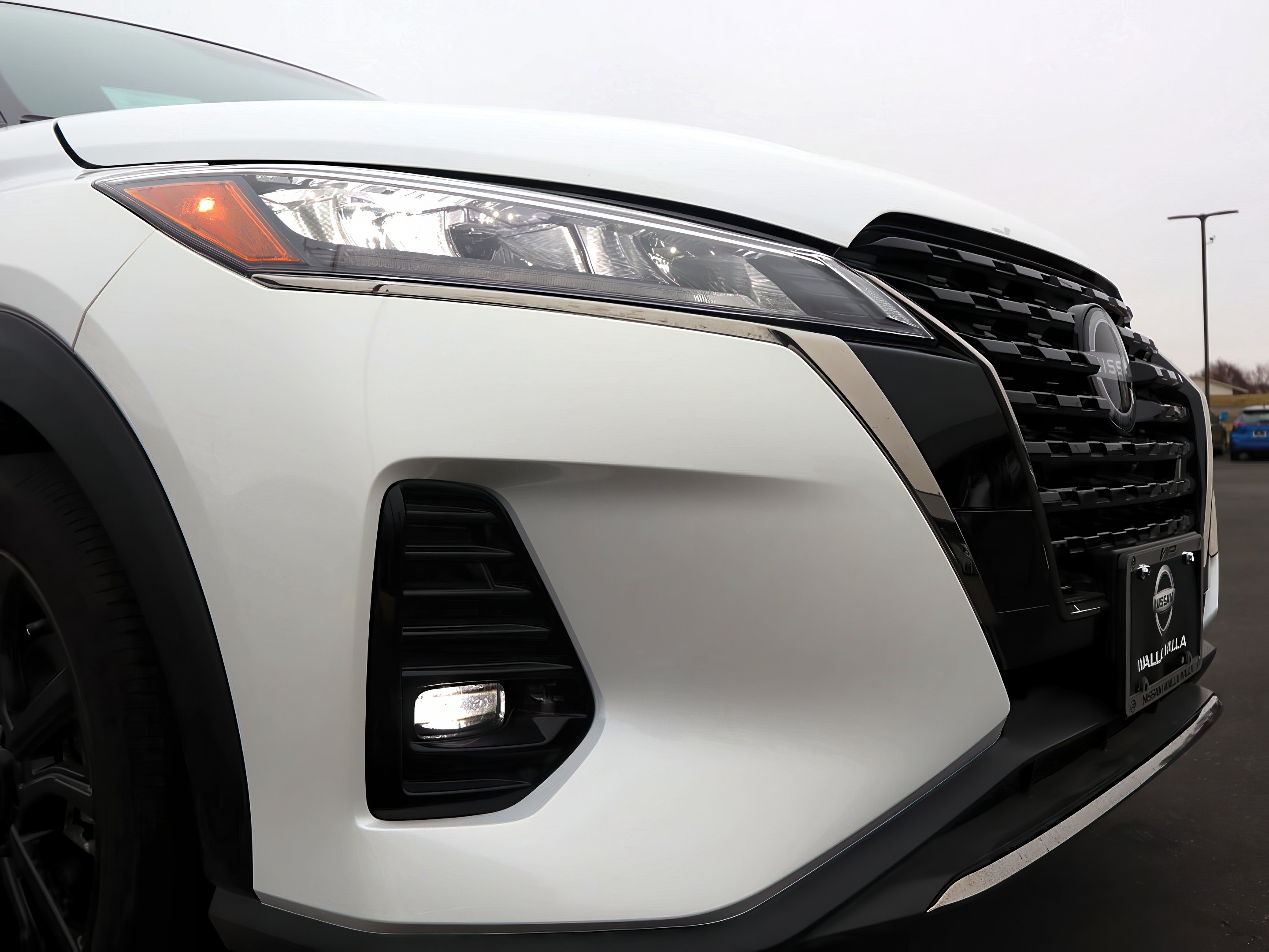 2025 Nissan Kicks SR photo 22
