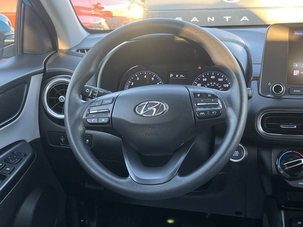 2023 Hyundai Kona SEL photo 12