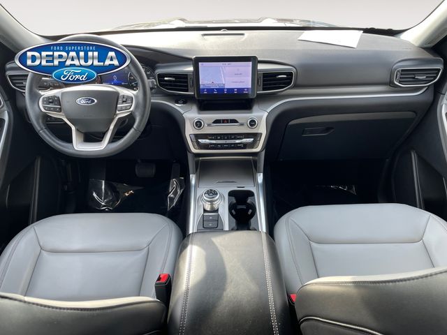 2021 Ford Explorer XLT photo 9