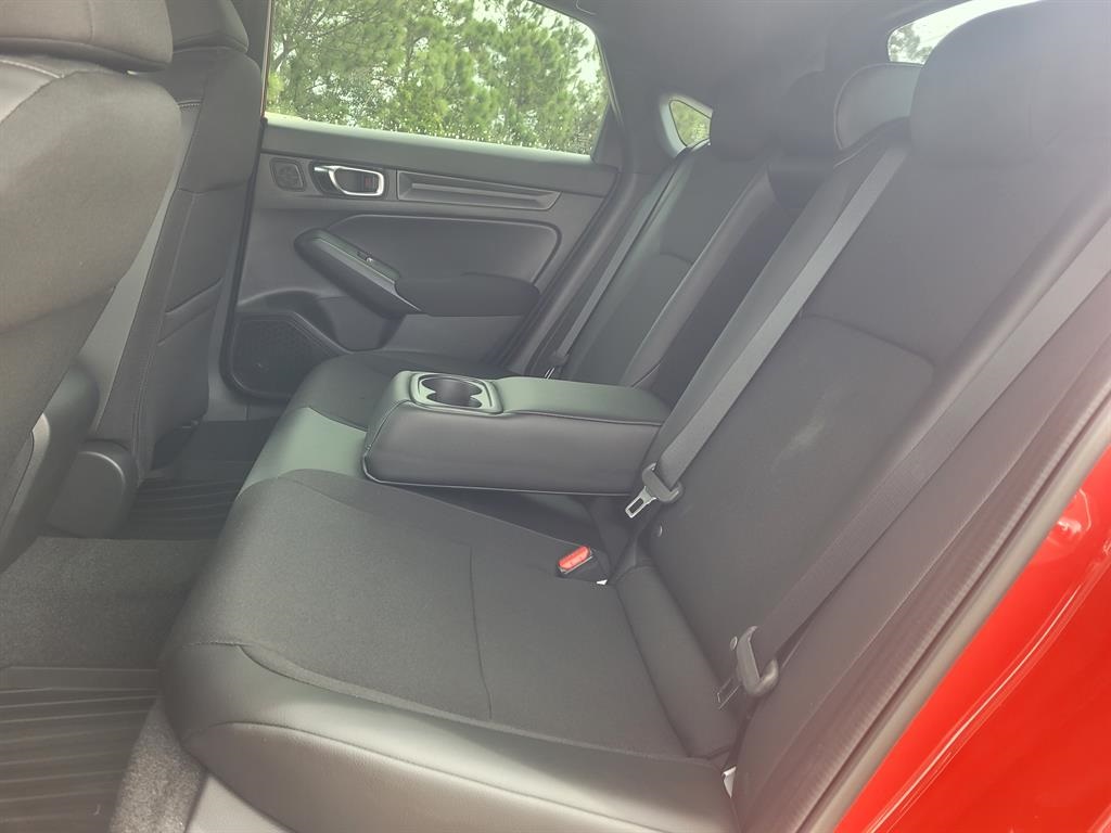 2026 Honda Civic Hatchback Hybrid Sport photo 15
