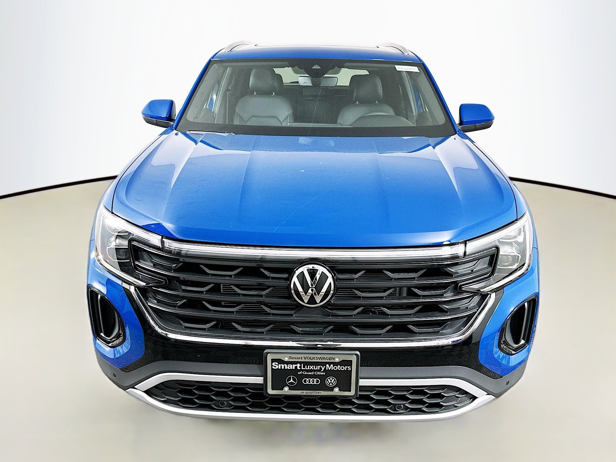 2025 Volkswagen Atlas Cross Sport SE Technology photo 2