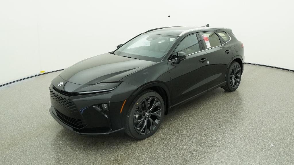 2025 Toyota Crown Signia Limited's photo