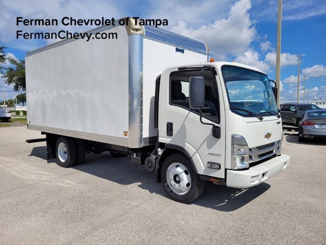 2024 Chevrolet Low Cab Forward Base's photo