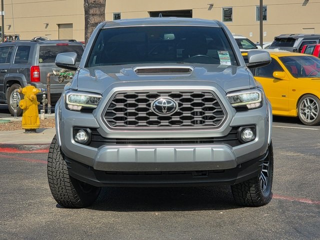 2022 Toyota Tacoma TRD Sport photo 3