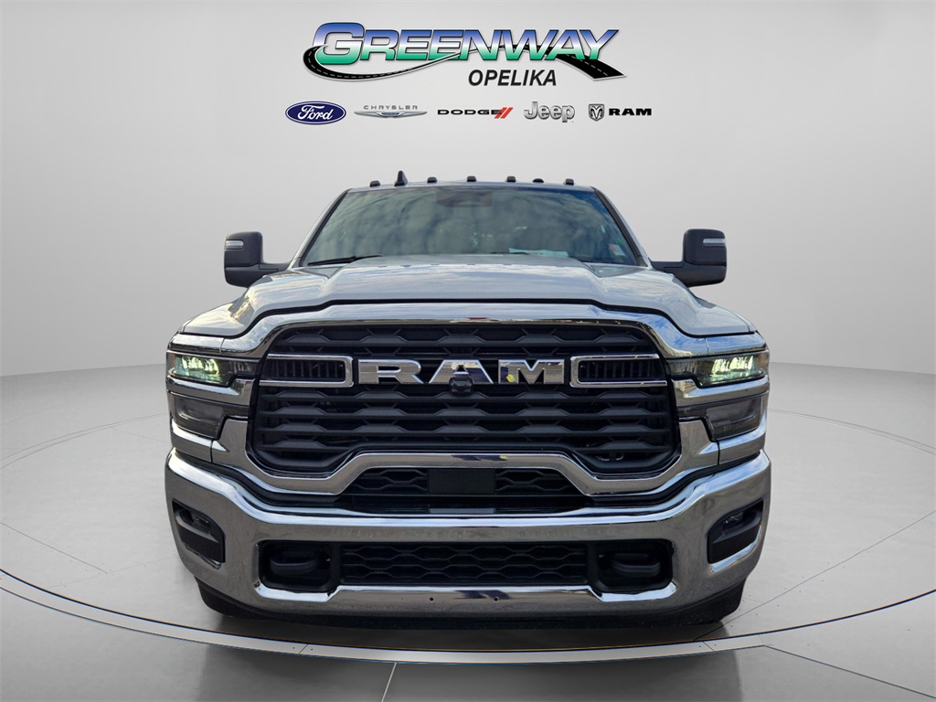 2026 Ram 3500 Tradesman photo 4