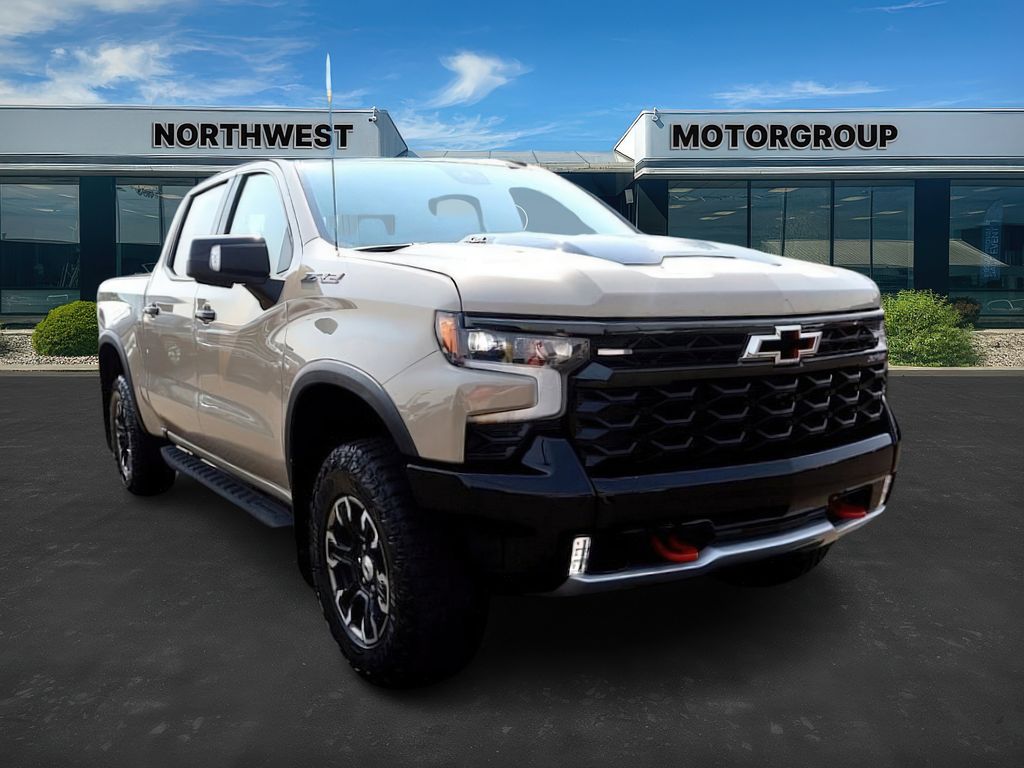 2022 Chevrolet Silverado 1500 ZR2's photo