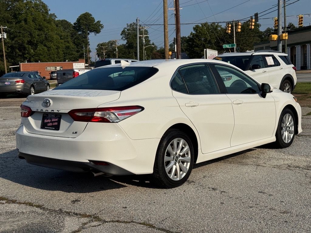 2020 Toyota Camry LE photo 3