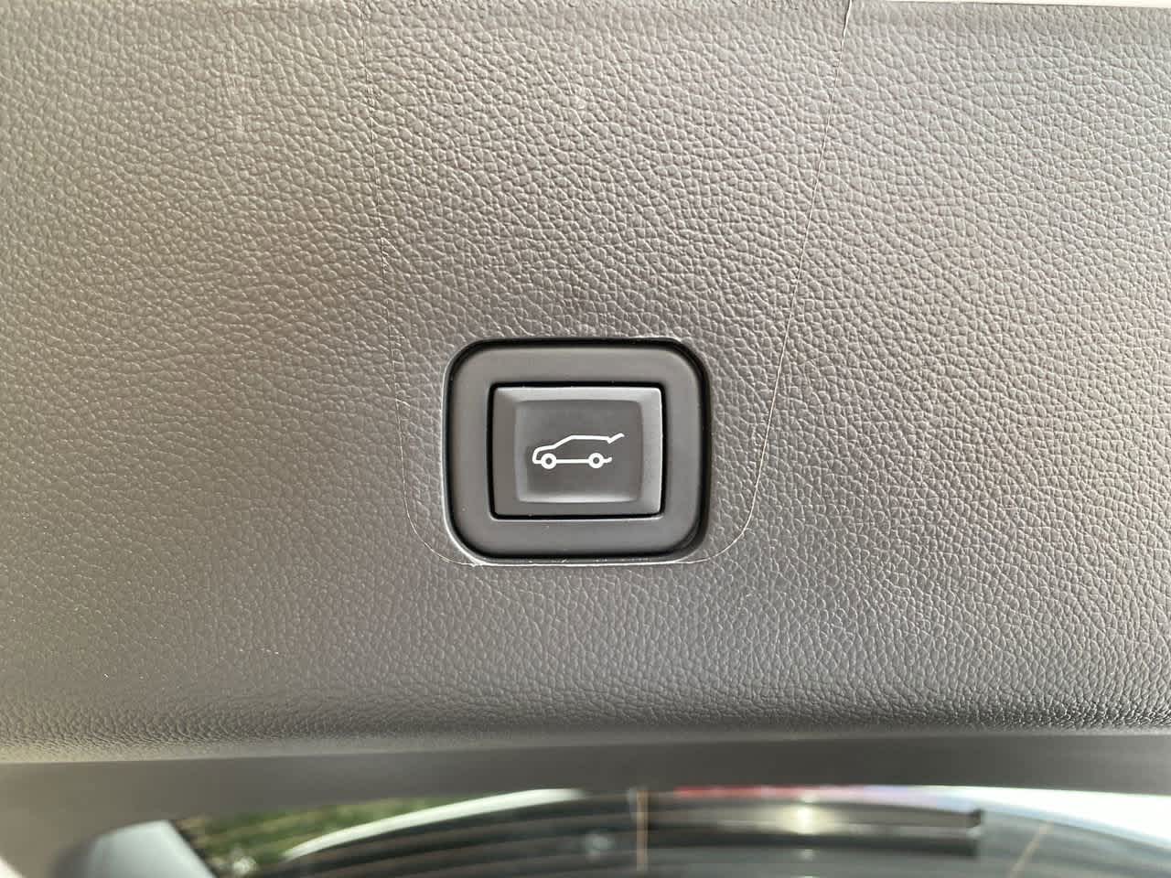 2023 Chevrolet Traverse Cloth photo 7