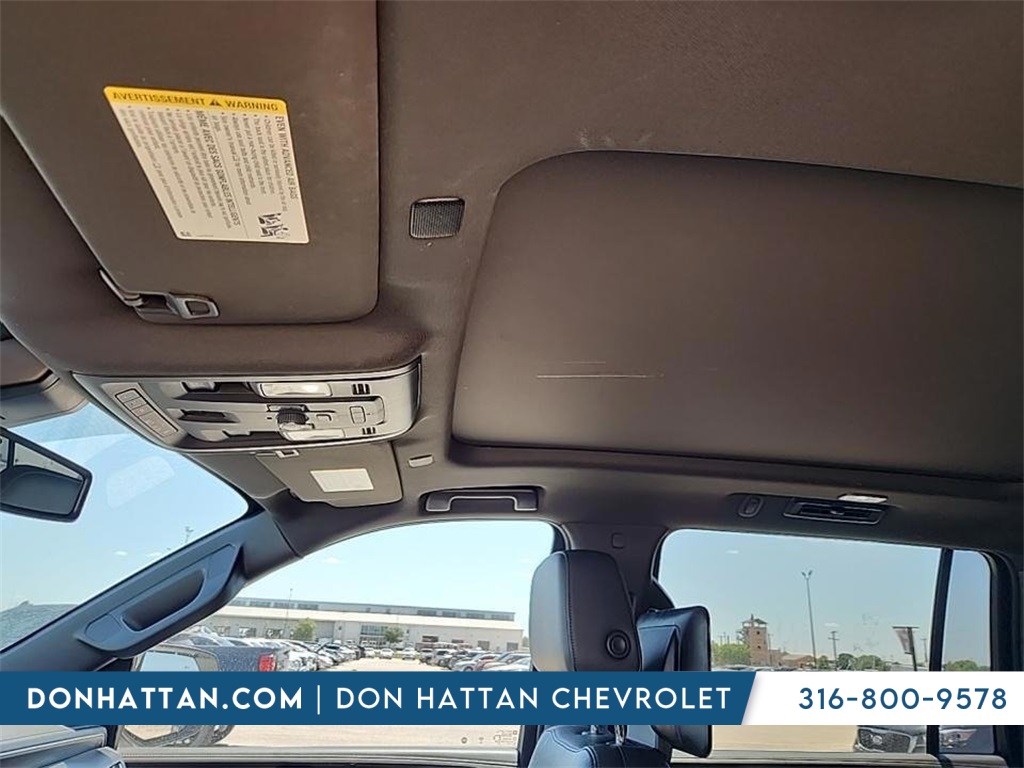 2021 Chevrolet Suburban Z71 photo 4