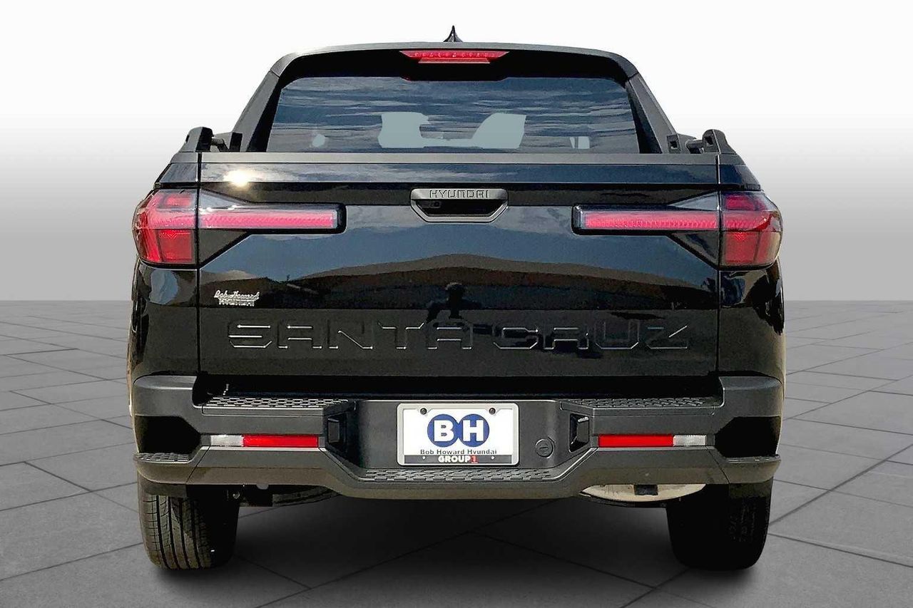 2026 Hyundai Santa Cruz SEL photo 3