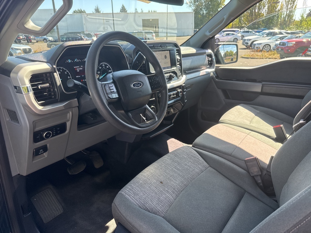2023 Ford F-150 XLT photo 13