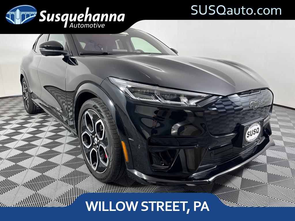 2023 Ford Mustang Mach-E GT AWD's photo