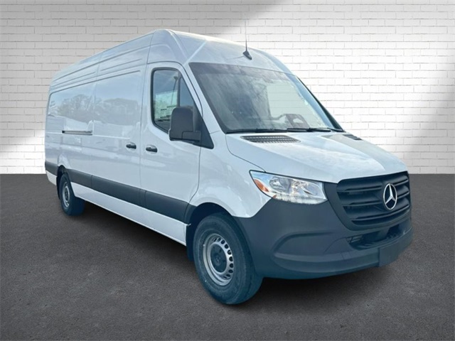 2025 Mercedes-Benz Sprinter Cargo Van Base's photo