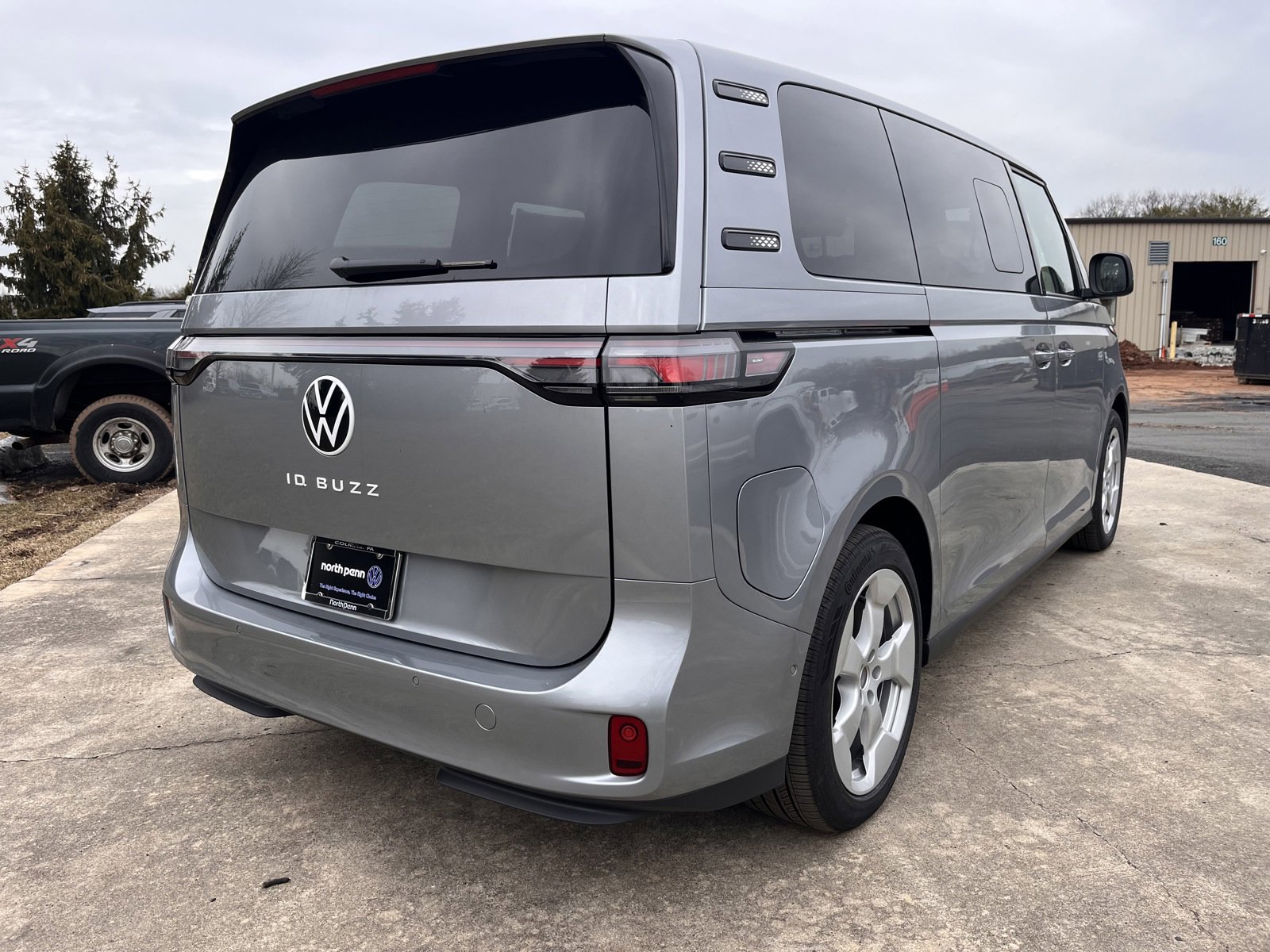 2025 Volkswagen ID. Buzz Pro S photo 6