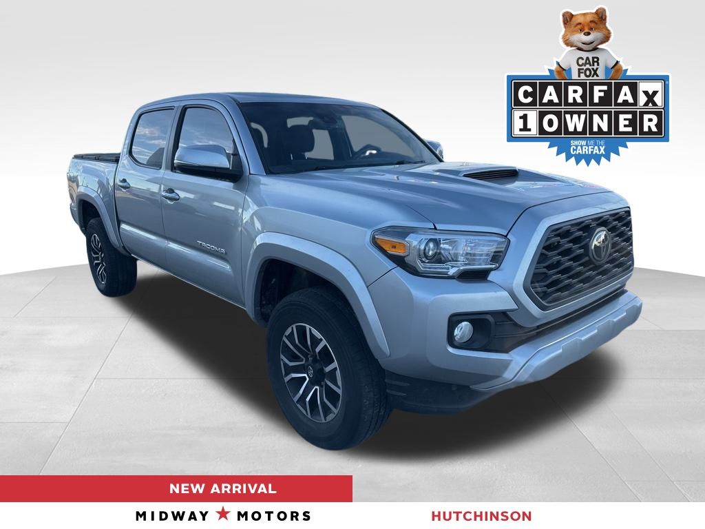 2022 Toyota Tacoma TRD Sport's photo