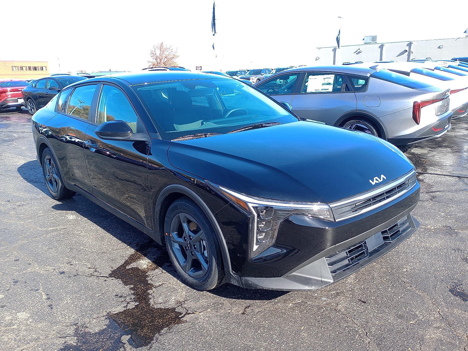 2025 Kia K4 LXS's photo